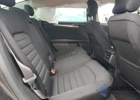 2015 Ford Fusion Se z USA, uszkodzony, nr VIN 3FA6P0H71FR229244